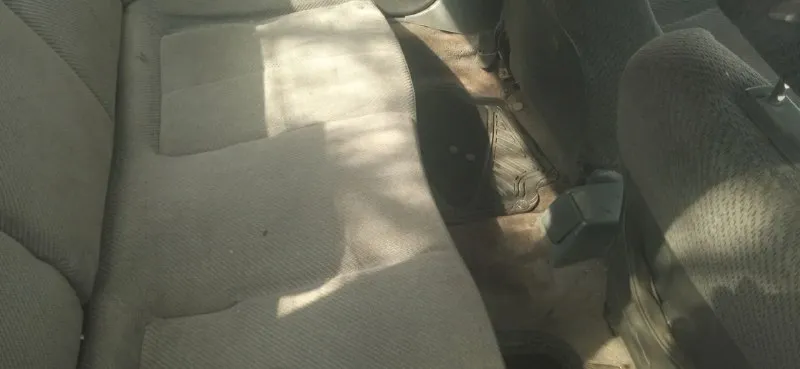 Срочно продам в донецке!!! honda цивик 5 поколения 1992 г. машина на ходу, сел и поехал. стекло подъёмник и люк на крыше электрический всё работает, дно целое полу ацынкованное, было газовое оборудование его убрали остался в багажнике балон таблетка и проводка под капотом, я хозяин, но есть ограничения в продаже. есть небольшие проблемы (сделать развал схождения, после замены стоек и ходовой), свет слабоват я бы ксеноны поставил. цена 190 000 рублей, торг у капота. тел: +79493114657. 📞 звоните: +7(949)3114657 - фотография - 5