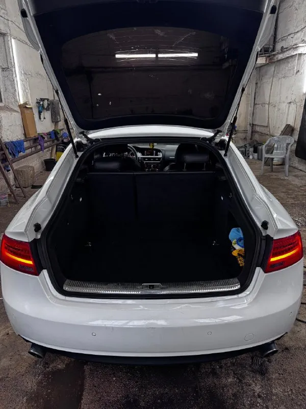 Продам audi а5 рестайлинг я хозяин, владею больше года 2.0 qauttro, stage 2 - 300+лс, гибрид турбина двигатель в отличном состоянии (без задир ) коробка переключает мягко, турбина также в отличном состоянии тормоза от audi s5 черный потолок в машине все работает, все светится, езжу каждый день на все остальные вопросы отвечу по телефону или в смс алчевск цена : 1,8 +79591779005 📞 звоните: +7(959)1779005 - фотография - 8