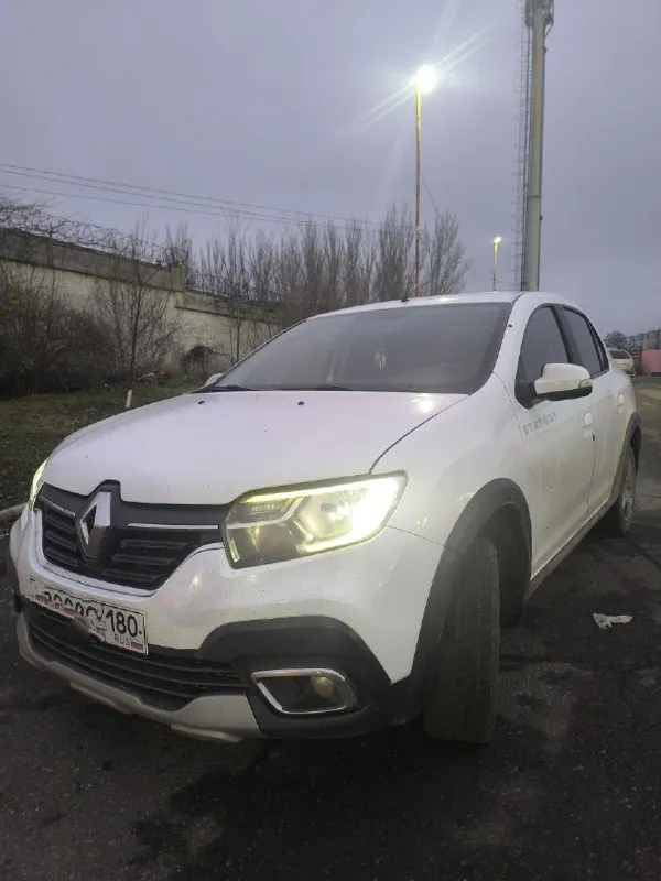 Продам рено логан степвей 2019 г. в. , машина в хорошем состоянии, акпп ( 4-х ступенчатый автомат, масло поменяно на 210тыс. км. ), двигатель после ремонта (август 2025), кондиционер, передние электростеклоподъемники, гур, подогрев передних сидений, птф, abs, система стабилизации, мультируль, магнитола с bluetooth, установлены зимние шины, цена 780 тыс. ₽ торг, тел. +79497038359 - фотография - 6