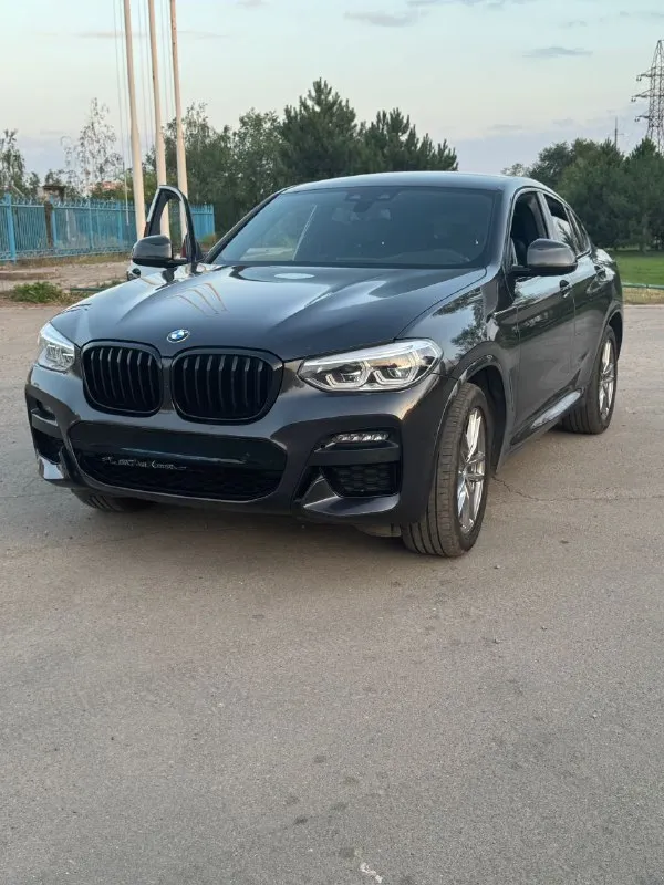 Bmw x4 2019 г 2 л дизель, 190 лс, постоянный полный привод, сборка германия, один собственник, самая полная комплектация, вэбасто подогрев салона и двигатель дистанционно, м-пакет, зимний пакет, всеобразные подогревы, проекция, 19 колеса, все в заводском исполнении, без подкрасов и тому подобное, т +79494230535 - фотография - 2