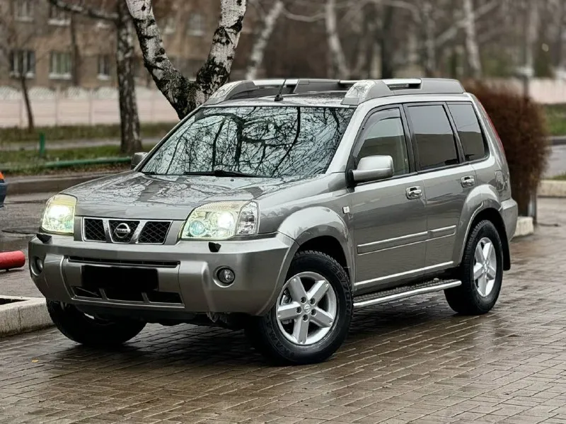 Nissan x-trail цена - 845.000₽ кпп - автоматическая двигатель - 2.5 бензин пробег - 205.000км год выпуска - 2005 тел. - +7 (949) 088-62-63 либо: - +7 (949) 679-98-14 автомобиль в отличном состоянии, в максимальной комплектации и всего с 1 хозяином из автосалона. родной пробег. обычный атмосферный двигатель 2.5 бензин с надежной коробкой передач asin ( не путать с вариатором ) подключаемый полный привод. кожаный салон, панорамная крыша, эл. привод передний сидений, эл. скалдываемые зеркала, микроклимат-контроль, подогревы сидений, мультируль, круиз-контроль и многое другое. кто ищет надежный, японский паркетник с зелёной историй - добро пожаловать. связь не всегда хорошая, на этих же номерах есть telegram. 📲 tg: @vladimir_23_23_23 📞 звоните: +7(949)0886263 - фотография - 3