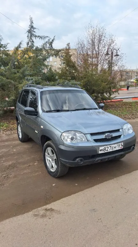 Впродаже niva chevrolet: в отлично состояние. конец 2013 года. в ремонте не нуждается, даже в мелком. из не давнего была замена расходников (масла, фильтра, антифриз), ходовая на 5 с жирным +. по электрике все работает до лампочки. силовые части все целые в сварке не нуждается в дтп не была. двигатель, расдатка, кпп все работает, как и должно - не подтекает не выбивает. собственик я второй хозяин. по документам не каких изьянов не имеется цена - 730 торг в приделе разумного г. краснодон тел: +7 (959) 248 24 63 📞 звоните: +7(959)2482463 - фотография - 2