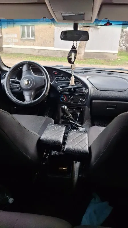 Впродаже niva chevrolet: в отлично состояние. конец 2013 года. в ремонте не нуждается, даже в мелком. из не давнего была замена расходников (масла, фильтра, антифриз), ходовая на 5 с жирным +. по электрике все работает до лампочки. силовые части все целые в сварке не нуждается в дтп не была. двигатель, расдатка, кпп все работает, как и должно - не подтекает не выбивает. собственик я второй хозяин. по документам не каких изьянов не имеется цена - 730 торг в приделе разумного г. краснодон тел: +7 (959) 248 24 63 📞 звоните: +7(959)2482463 - фотография - 7