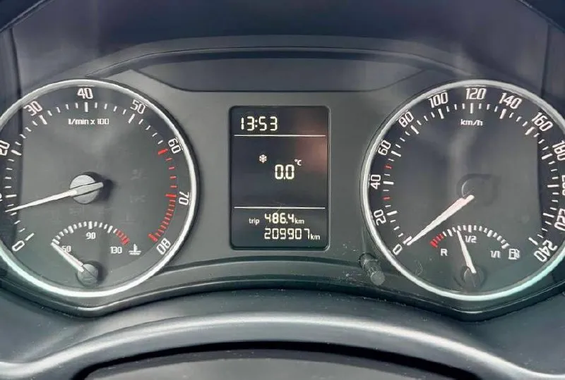 🇨🇿 skoda octavia a5 💰цена: 950 000р 🏢город: мариуполь 📅год выпуска: 2011 🧾пробег: 209 900км. ⚙️двигатель: 1.6 ⛽топливо: бензин ⚙️кпп: механика 📞 телефон: +7-949-551-91-52 +7-949-727-41-51 +7-989-263-55-56 💾 описание: - фотография - 9