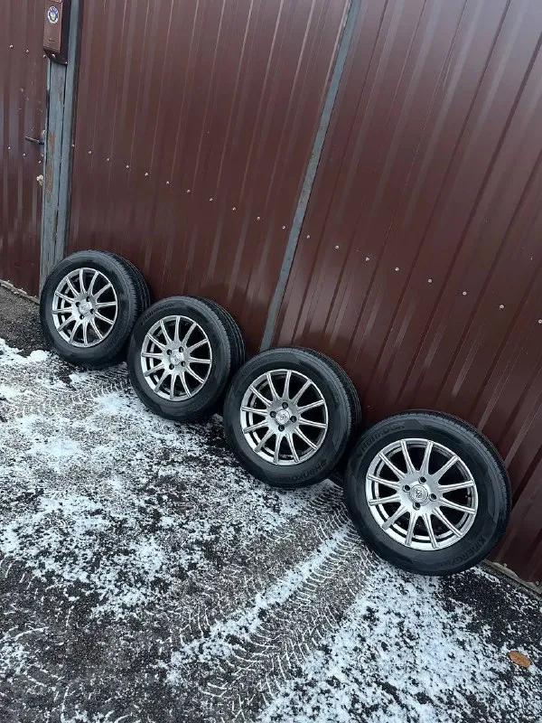 Продам: летние колеса r-15, 4x100‼️ для solaris, rio и т. д цена 29.000 руб (за комплект - 4.шт) диски+резина ✅ оригинальные диски - k&k, модель: сиеста хaрaктeриcтики - r15, 6j, et-40, цо-60.1, 4x100‼️ в отличном состоянии ✅ резина летняя hankook - 195 / 65 / r15 в отличном состоянии. достались с автомобилем. стояли на солярис / accent. 📍осмотр в г. дoнецк, калининский р-н 📞🇷🇺звоните: +7-949-412-35-77 дополнительные вoпpoсы по тел - фотография - 7