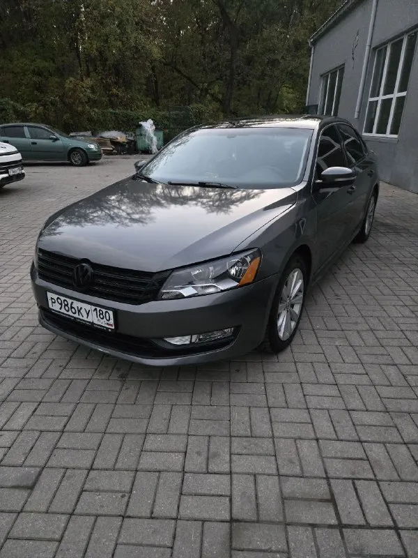 Продам volkswagen passat b7 2012г полный фарш 190т. пробег, мотор 2.5 коробка айсин 1.3 🍋 донецк тел+79496125008. 📲 tg: валера 📞 звоните: +7(949)6125008 - фотография - 2