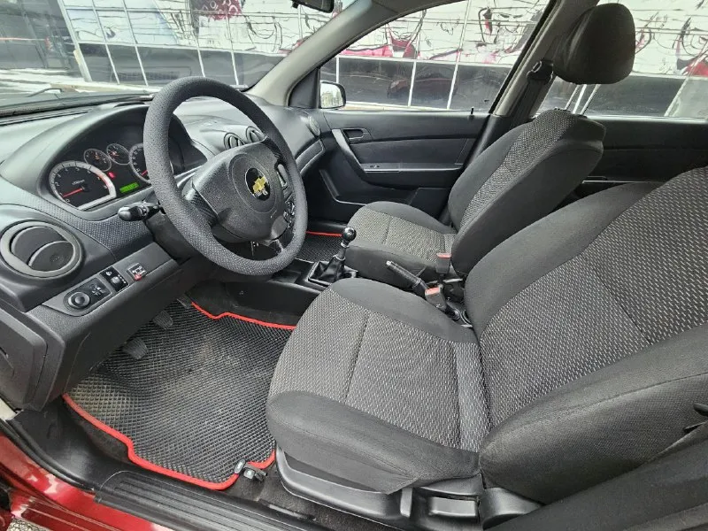 Chevrolet aveo 2012 1,5 бензин/газ 130т км авто в хорошем состоянии. газ вписан 1 хозяин с покупки в салоне. 499т руб 949 521 34 11 - фотография - 7