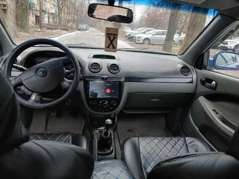 Продам chevrolet лачетти 2011год собственник один хозяин покупал новую машина как новая не бита не крашена родной пробег 76 тысяч прошла обслужил полностью ремни ролики помпу масла фильтра все что нужно было обслужил автомобиль обработан оцинкован полная комплектация кондиционер дует отлично 👍 достойная машина кто хочет хороший автомобиль это то что надо +79490871724 цена 580 тысяч 📞 звоните: +7(949)0871724 - фотография - 8