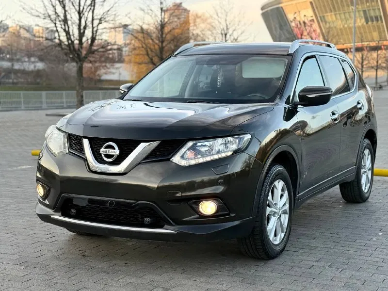 Nissan x-trail 2015г 2.0акпп цена до нового года 1.370.000р пред максимальная комплектация автомобиль в родном окрасе два комплекта колес на дисках зима лето климат двух зонный адаптивный круиз подогревы сидений датчик света датчик дождя без ключевой доступ эл багажник автомобиль без вложений полностью обслужен !!! цена из-за срочности донецк +79185951656 📲 tg: н н 📞 звоните: +7(918)5951656 - фотография - 2