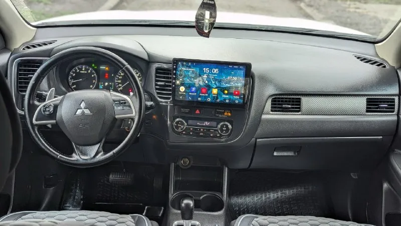 📢 продам mitsubishi outlander ресталинг в идеальном состоянии можно и вкредит 💥💥 🔹год 2014 🔹двигатель 2.0л бенз. 🔹коробка: автомат 🔹привод :полный 🔹учёт рф любое оформление цена 1м.150тр торг звоните 🔹авто в хорошем состоянии не бита 100% ходовка супер двигатель и кпп работают отлично, кузов в идеальном состоянии, музыка, дачики мертвых зон камера задниго вида, дачик света, дачик дождя, сигнализация, эл стеклоподъёмники подогрев сидения 2х зоный климат резина хорошая т. д 🔹телефон :+79490030135(телеграм +79497396813) (вацап +380714978907 📞 звоните: +7(949)0030135 - фотография - 6