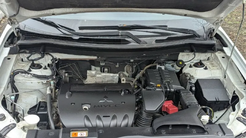 📢 продам mitsubishi outlander ресталинг в идеальном состоянии можно и вкредит 💥💥 🔹год 2014 🔹двигатель 2.0л бенз. 🔹коробка: автомат 🔹привод :полный 🔹учёт рф любое оформление цена 1м.150тр торг звоните 🔹авто в хорошем состоянии не бита 100% ходовка супер двигатель и кпп работают отлично, кузов в идеальном состоянии, музыка, дачики мертвых зон камера задниго вида, дачик света, дачик дождя, сигнализация, эл стеклоподъёмники подогрев сидения 2х зоный климат резина хорошая т. д 🔹телефон :+79490030135(телеграм +79497396813) (вацап +380714978907 📞 звоните: +7(949)0030135 - фотография - 9