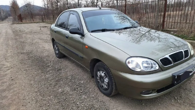 Daewoo lanos 2003. 210000км, обслужена, обработана. базовая комплектация. в дтп не участвовала. колеса 13" зима на штампах, лето 14" на легкосплавных дисках. газ/бензин multimedia, gps, bluetooth, камера заднего вида, сигнализация, центральный замок, стеклоподъемники. 250000р без торга. +7 949 3076960 владимир 📲 tg: владимир 📞 звоните: +7(949)3076960 - фотография - 2