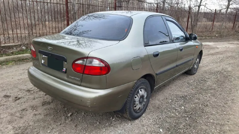 Daewoo lanos 2003. 210000км, обслужена, обработана. базовая комплектация. в дтп не участвовала. колеса 13" зима на штампах, лето 14" на легкосплавных дисках. газ/бензин multimedia, gps, bluetooth, камера заднего вида, сигнализация, центральный замок, стеклоподъемники. 250000р без торга. +7 949 3076960 владимир 📲 tg: владимир 📞 звоните: +7(949)3076960 - фотография - 3