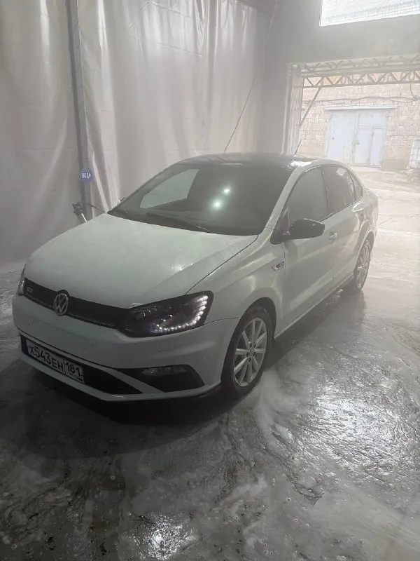 Volkswagen polo gt 1,4 2016г. автоматическая(dsg). пробег 88000. цена: 1.400.000 (торг) комплектация: климат контроль, стеклоподъемники, автосвет, мульти-руль, подогрев передних сидений, подогрев зеркал, подогрев лобового и заднего стекла, парктроник, авто складывание зеркал, круиз-контроль. подробнее по телефону:+7(959)553-66-11 г. алчевск 📞 звоните: +7(959)5536611 - фотография - 10