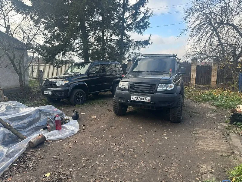 Продам уаз патриот пикап 2013 года ) в очень хорошем состоянии ) техника вся в идеале! чеки по работам присутствуют) всегда обслуживался во время ) из допов: - хорошая музыка с камерой заднего вида - двери зашумлены в два слоя - колонки дорогие и музыка играет очень громко - люфтован - резина и диски новые - хабы и вся ходовка усилена - в фарах би лед линзы, свет ночью как днем, даже люстра которая на крыше стоит она отдыхает по сравнению с фарами ) ))) есть еще освещение в бока )) - есть газ, вписан в птс - колеса вписаны - с оформлением проблем нет) цена 1млн ) тел +79496374907 📲 tg: @sergeia72 📞 звоните: +7(949)6374907 - фотография - 4