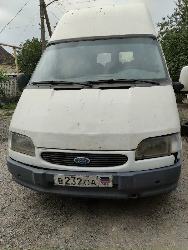 Продам ford транзит в хорошем состоянии город докучаевск цена : 400000 все вопросы по телефону:+79493135783 📞 звоните: +7(949)3135783 - фотография - 3