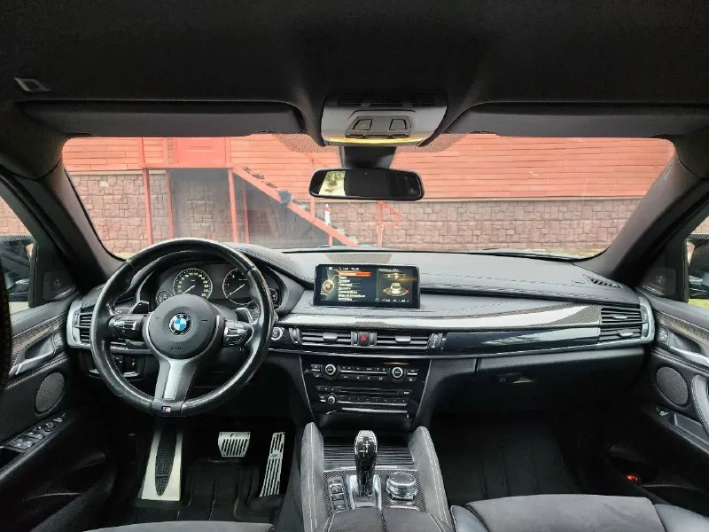 Bmw x6 f16 30d 249 л. с. оригинальный пробег 179 000км максимальная комплектация: - заводской m-пакет - доводчики всех дверей - бесключевой доступ - проекция на лобовое стекло - распознавание знаков - музыка harman/kardon - мультимедия с carplay и androidaudio - матричные активные фары led adaptive - авто дальний - расширенная отделка кожи (консоль, дверные карты, центральная консоль алькантара+карбон) ни одного ни дтп, ни подкраса. передняя часть, фары и все проблемные места в броне пленке. всё на своём месте как с завода. +79493111064 или тг, макс, вотсап. я хозяин, переоформление без проблем, по запросу скину автотеку. 4 480 000 ₽ 📞 звоните: +7(949)3111064 - фотография - 6