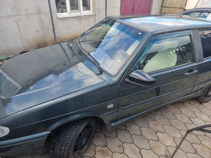 Продам ваз 2113, 2011 год 1.6 210т пробега. по кузову в нормальном состоянии. коробка на отлично, ходовая збитая, родной телевизор, бортовой компьютер, центральный замок, музыка, зимняя резина, шумоизоляция. стс, птс и дкп в наличии. возможен обмен на мототранспорт с вашей доплатой. цена 200 тр. +79490686022 +79497082062 📲 tg: артём 📞 звоните: +7(949)0686022 - фотография - 4