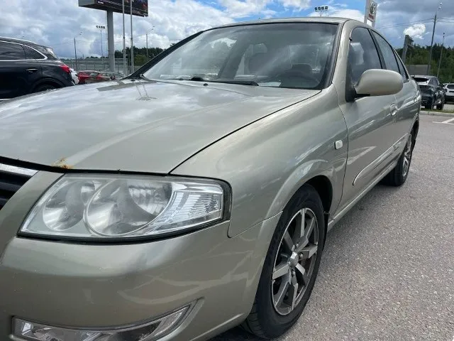 Продам almera classic. 2007 год, механика. мотор, коробка, ходовая без нареканий. есть небольшие косяки по кузову, на фото видно. по комплектации: кондер, полный эл. пакет, подогревы передних сидений. юридически без проблем. цена: 350 000 руб. +79495026585 енакиево, горловка. 📞 звоните: +7(949)5026585 - фотография - 2