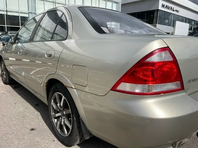 Продам almera classic. 2007 год, механика. мотор, коробка, ходовая без нареканий. есть небольшие косяки по кузову, на фото видно. по комплектации: кондер, полный эл. пакет, подогревы передних сидений. юридически без проблем. цена: 350 000 руб. +79495026585 енакиево, горловка. 📞 звоните: +7(949)5026585 - фотография - 5