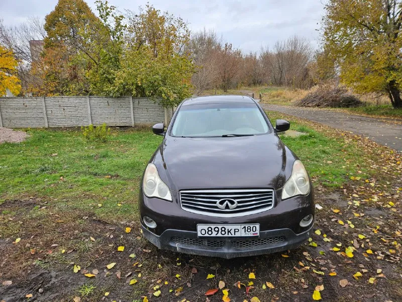 Продам infiniti ex35 2008 г. в. пробег 180000 км в одних руках с момента покупки. без дтп. заводские стекла и окрас. два ключа. полный привод, акпп гидротрансформатор, стеклопакет, подогрев сидений, музыка bose, люк, бесключевой доступ, свежая зимняя резина. +79493231242 (телеграмм) цена = 1200000 рублей - фотография - 5