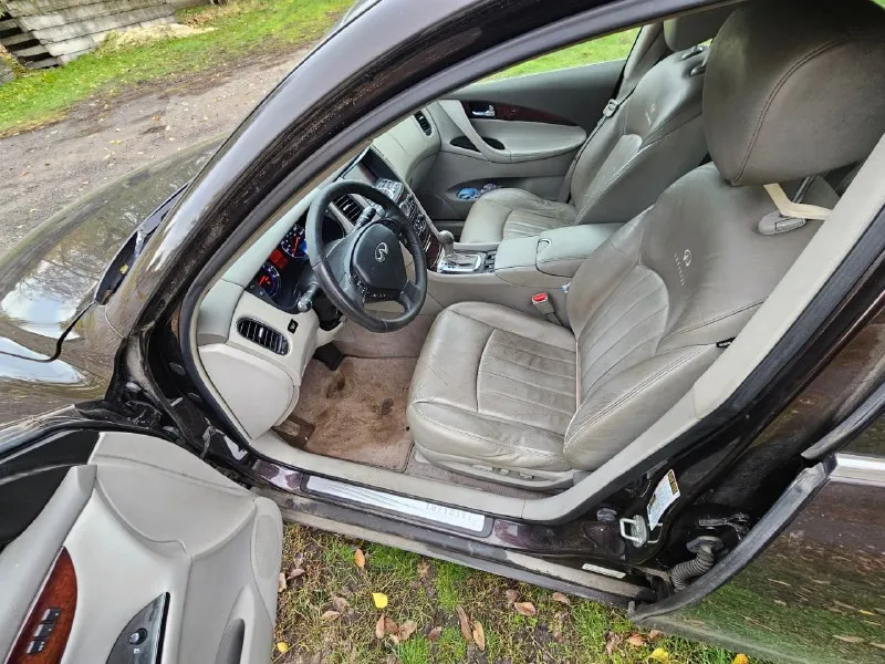 Продам infiniti ex35 2008 г. в. пробег 180000 км в одних руках с момента покупки. без дтп. заводские стекла и окрас. два ключа. полный привод, акпп гидротрансформатор, стеклопакет, подогрев сидений, музыка bose, люк, бесключевой доступ, свежая зимняя резина. +79493231242 (телеграмм) цена = 1200000 рублей - фотография - 7