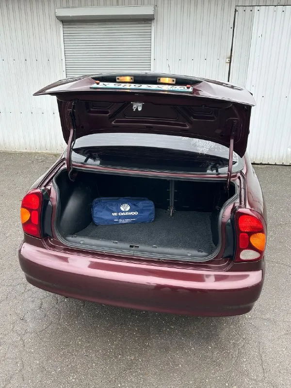 Продам: lanos 1.5 (zaz chance) год выпуска: 2011 ✅ пробег: 137.000 км (оригинальный) - автомобиль в хорошем состоянии, в дтп не участвовал, гаражное хранение. масло, фильтра, антифриз, свечи, колодки, аккумулятор, грм - заменены. ✅ кузов: на 80% в родном окрасе. стекла заводские. стаканы, пороги, дно - в отличном состоянии. - по ходовой части без нареканий. ручник работает! ✅ двигатель: 1.5л - не троит, масло не расходует. катализатор на месте❗ ✅ комплектация базовая: - музыка pioneer - 2 комплекта ключей - 2 комплекта колес ✅ документы: - автотека - зеленая 🍀 - птс оригинал (3 владельца) - продажа с переоформлением в мрео❗ 📍г. донецк, калининский р-н. цена: 299.999 руб 📞🇷🇺звоните: +79494123577 - фотография - 6