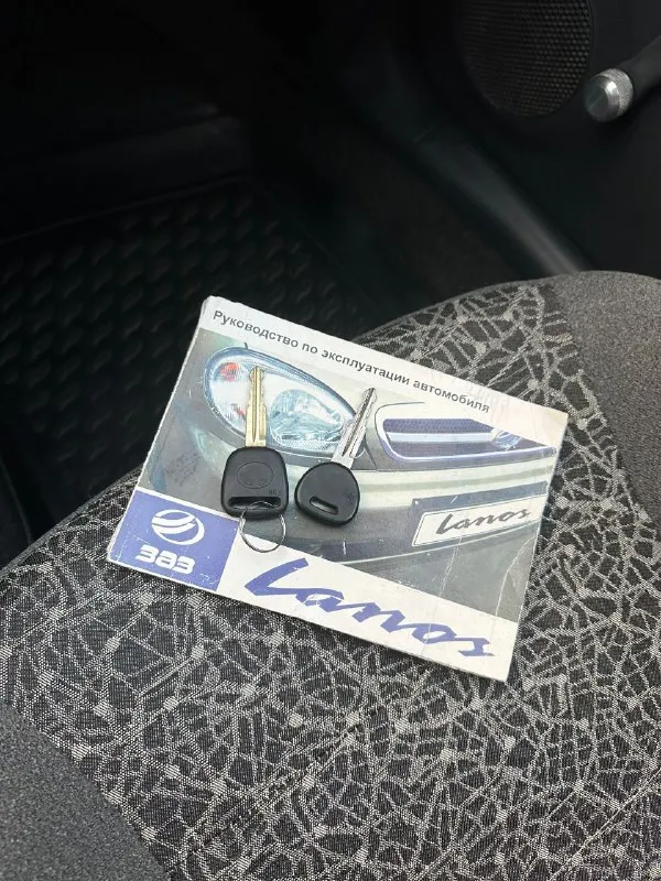 Продам: lanos 1.5 (zaz chance) год выпуска: 2011 ✅ пробег: 137.000 км (оригинальный) - автомобиль в хорошем состоянии, в дтп не участвовал, гаражное хранение. масло, фильтра, антифриз, свечи, колодки, аккумулятор, грм - заменены. ✅ кузов: на 80% в родном окрасе. стекла заводские. стаканы, пороги, дно - в отличном состоянии. - по ходовой части без нареканий. ручник работает! ✅ двигатель: 1.5л - не троит, масло не расходует. катализатор на месте❗ ✅ комплектация базовая: - музыка pioneer - 2 комплекта ключей - 2 комплекта колес ✅ документы: - автотека - зеленая 🍀 - птс оригинал (3 владельца) - продажа с переоформлением в мрео❗ 📍г. донецк, калининский р-н. цена: 299.999 руб 📞🇷🇺звоните: +79494123577 - фотография - 9