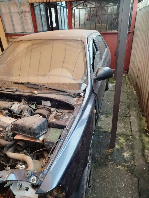 Продажа после дтп, на разборку или под восстановление, документы в порядке. hyundai accent 2008 г. в., мотор 1.5, механика. пробег 200000 км цена договорная все вопросы по телефону:+79494636787 - фотография - 5