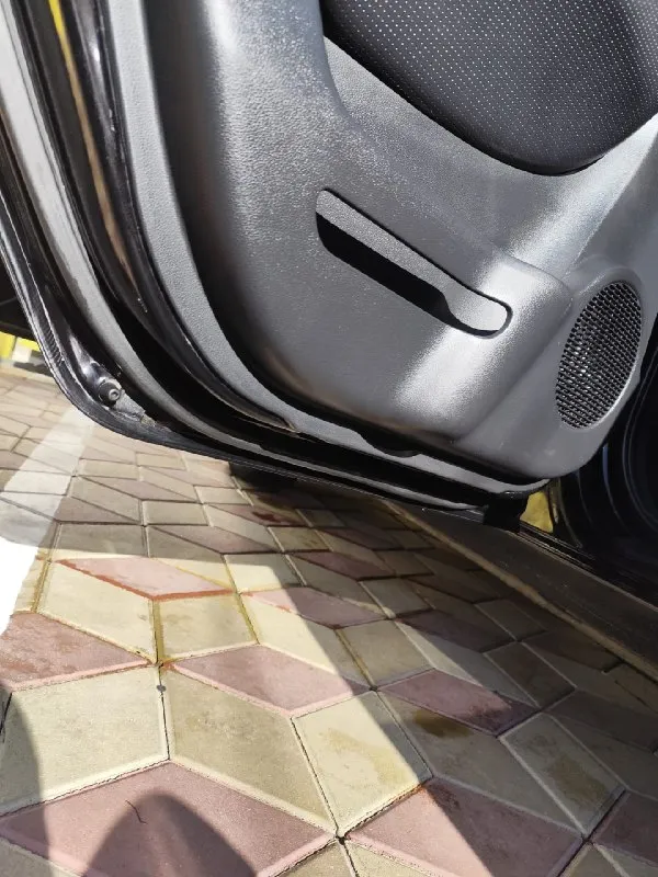 Kia carens 2010г. 7 - местный 118 тыс пробег. объем 2.0 акпп простой надёжный. 1145000тыс, руб. торг. не бит не крашен +79620792449 +7 949 584-05-71 ростов - горловка собственник. продаю вместительное 7- местное авто, вложений в ближайшем будущем не предвидеться, делалось всё для себя. акпп обслужено! замена; стойки, амортизаторы, опоры, пружины, проставки, подшипник, генератор, лямбда зонд, диски - колодки в круг, масло, фильтра, антифриз. т. д. документы с автосервисе и автомагазина имеются. установлены в птф линзы, светят даже днём. . кондиционер холодит- заправлен обслужен два комплекта резины зима-лето. еsp, корректор фар, мультируль, подогрев передних сидений, камера заднего вида. эл. стеклоподьемники вкруг. подогрев заднего -лобового стекла. aux, ipod, usb вход. кнопки не затёрты, руль не потёрт. очень вместительное авто. машина в кредите, в вашем присутствии погашу в банке. или через приложение. . залог снимут в течение суток! торг реальному покупателю. .. 📞 звоните: +7(949)5840571 - фотография - 9