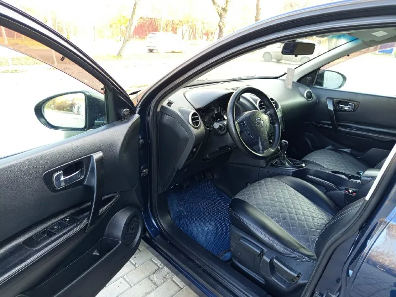 Продаю очень надёжный кроссовер nissan кашкай 2л 2008 год пробег оригинал 234ткм механика 6 ступени, автомобиль в хорошем состоянии вложении не требуется никаких кузов салон ходовой двигатель мкпп это все в отличном состоянии, масла в двигателе и в коробке и фильтра поменял, так же стоит хорошая акустика магнитола андроид, я хозяин машинный цена 890000тр +79495036203 звоните 📞 звоните: +7(949)5036203 - фотография - 7