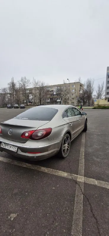 Продам passat cc 2010 год 1.8 tfs at , турбина, коробка и ходовая на отлично! 🤌 салон в отличном состоянии👍 по электрике все работает! комплектация: эль. , усилитель руля, эль, стеклопадьемники все 4, эль. , регулировка зеркал, перед. , подогрев сидений, перед. , эльектро регулировка сиденья. , двухзонный климат контроль (печка дует, кондиционер тоже)! обогрев лобового стекла, обогрев заднего стекла, дисплей. резина зима с отличным остатком. остальные вопросы по телефону +79497244319 илитг @bruklin_69 цена 🎁 600 000 рублей. находится в донецке в киевском районе (маяк) 📞 звоните: +7(949)7244319 - фотография - 4