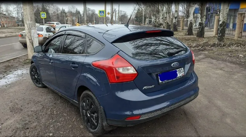Горловка. продается ford fokus 2014 г. в. двигатель: 1,6 (125 л. с. ) коробка передач :механическая... - фотография