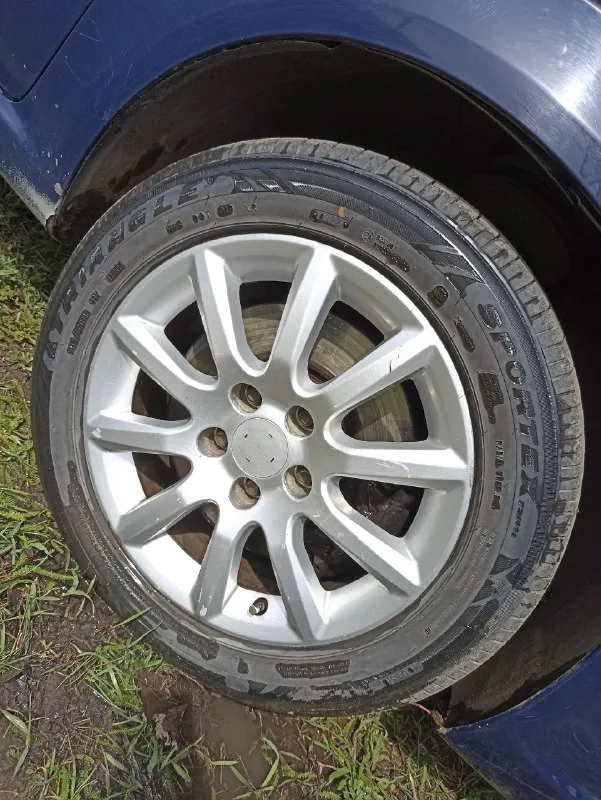 Opel zafira b 1.9 пробег 270 км , турбированный количество мест:7 минивен, багажник - бомба 👍 год выпуска: 2007 место осмотра: г. донецк, текстильщик телефон: +79493891911 💵 650 000₽ торг у капота. машина обслуживалась своевременно. владею машиной 3 года. дополнительные вопросы по телефону! 📞 звоните: +7(949)3891911 - фотография - 7