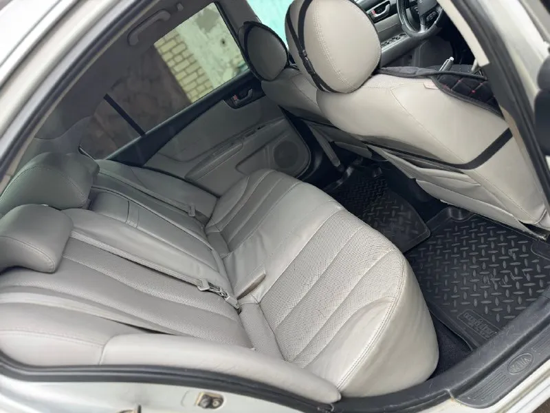 🚘 Kia magentis
📅 2008 Г. В
⚙ 2.0 150Л. С. Механика
📈300 Тыс. Км
✅ Авто в хорошем состоянии. Полностью обслужено.
✅ Работает хорошо, не дымит не каптит, тяга отличная. Коробка не выбивает не хрустит все скоростя включаются четко.
✅ Установлена прямая трасса выхлопа, но также заводской глушитель отдам с машиной.
✅ По ходовке все в порядке.
✅ Подогрев сидений.
✅. .. 40/E29c85.png')">✅ 4 электро стеклоподъемника.
✅ Кожаный чистый ухоженный салон.
✅ Готов на любые проверки.
✅ Документы чистые, авто готово к переоформлению.
🏠 Лутугино.
💰520 000Р торг у капота
‼️Возможна продажа в кредит‼️
📞+79592705938 (Мобильный)
📞+79591751010 (Мобильный, телеграмм)
📞+79779260270 (Ватсап, телеграмм)
📞 Звоните: +7(959)2705938 - фотография - 7