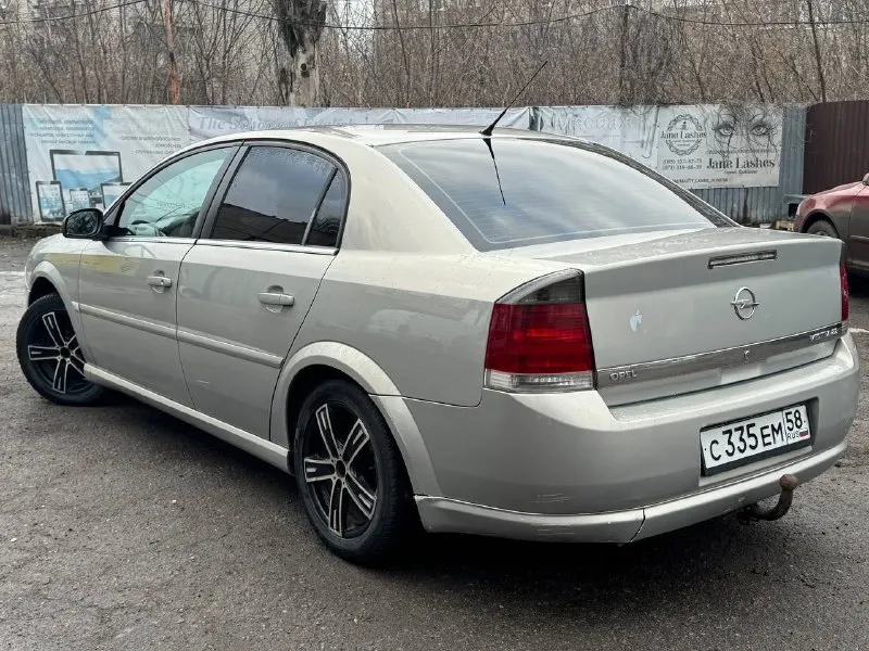 Продам срочно opel вектра с рестайлинг, 2.2 механика. едет очень бодро хорошая комплектация: мультир... - фотография