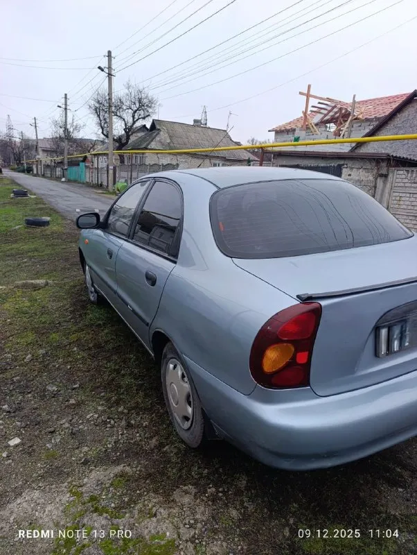 Продажа-обмен дэо сенс 2011/1.3/газ(вписан, евро2)/бензин. машина целая, дно пороги, целые, низа, дверей, целые, мотор в норме, поменял кулису на новую, после этого туговато включается 1 и 3 скорости сказали, что нужно регулировать(не критично, езжу так)ц/замок, сигнализация, музыка, 2комлекта колес на железных дисках, сейчас стоит зима, все поворачивает, светит, моргает, лобовое целое, ходовка в норме. находится в донецке, ориентир, ,детский мир, ,, цена:237 тыс рублей(небольшой торг)остальные вопросы отвечу по тел: +79494511307 +79493787559 - фотография - 5