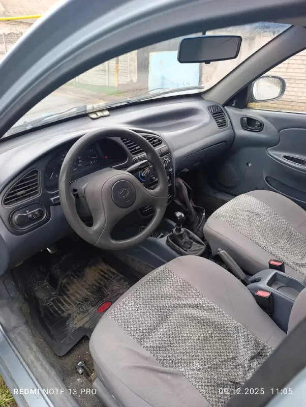 Продажа-обмен дэо сенс 2011/1.3/газ(вписан, евро2)/бензин. машина целая, дно пороги, целые, низа, дверей, целые, мотор в норме, поменял кулису на новую, после этого туговато включается 1 и 3 скорости сказали, что нужно регулировать(не критично, езжу так)ц/замок, сигнализация, музыка, 2комлекта колес на железных дисках, сейчас стоит зима, все поворачивает, светит, моргает, лобовое целое, ходовка в норме. находится в донецке, ориентир, ,детский мир, ,, цена:237 тыс рублей(небольшой торг)остальные вопросы отвечу по тел: +79494511307 +79493787559 - фотография - 7