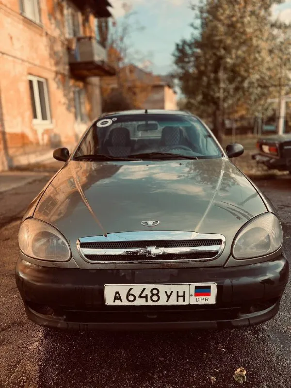 Daewoo ланос 2004г на ходу. 1,5л. кондиционер. бензин/газ( нужно только подключить). ходовка делалась недавно. новый комплект сцепления. передние электроподъемники. стильный салон, новые чехлы, хорошая музыка макеевка цена:150к. торг присутствует 79490412867 тг: по этому же номеру (qvolox) 📞 звоните: +7(949)0412867 - фотография - 3
