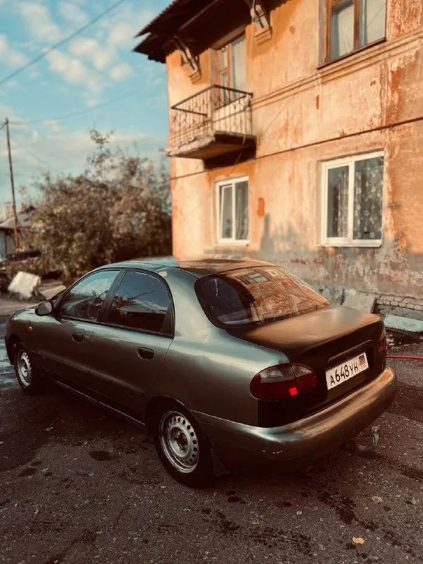Daewoo ланос 2004г на ходу. 1,5л. кондиционер. бензин/газ( нужно только подключить). ходовка делалась недавно. новый комплект сцепления. передние электроподъемники. стильный салон, новые чехлы, хорошая музыка макеевка цена:150к. торг присутствует 79490412867 тг: по этому же номеру (qvolox) 📞 звоните: +7(949)0412867 - фотография - 5