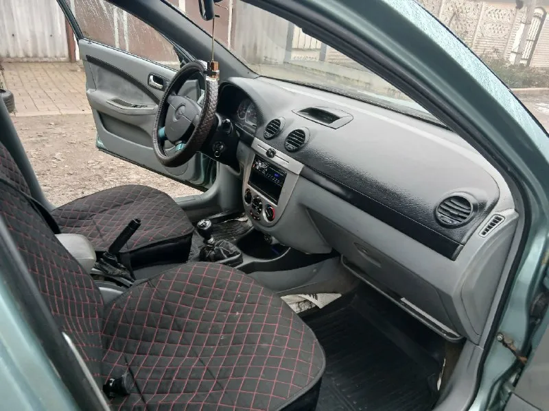 Chevrolet лачетти в идеальном состоянии, 2011 год,1,6 16 полная комплектация кондиционер дует отлично резина новая зима сигнализация стоит с обраной связью вложение не нужно всё обслужил машина в очень красивом цвете вся информация по телефону. +79490872582 📞 звоните: +7(949)0872582 - фотография - 8