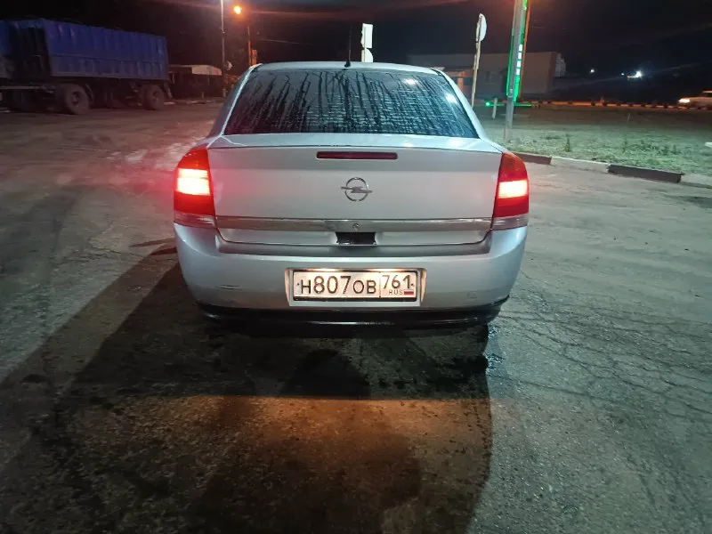 Продам opel вектра с 2002 г, с мотором 1.8 механика, технические в исправном состоянии. кузов оцинко... - фотография