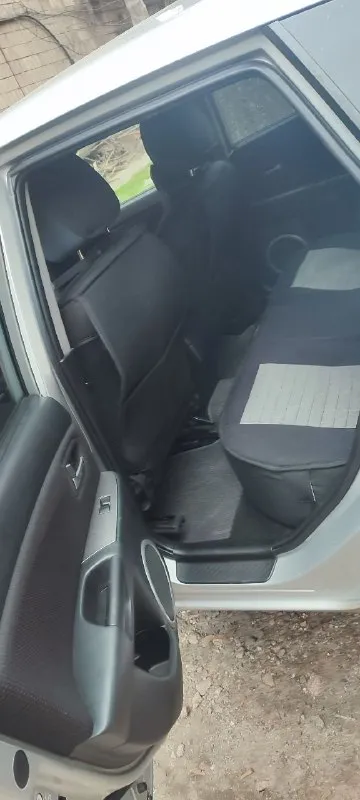 Продам мазда 3 хэтчбек1.6(механика )(bk),2007г. пробег 218000км. , один владелец. по тех. части на 5.любые проверки. г.донецк. цена 670000руб. +79494184088 - фотография - 3