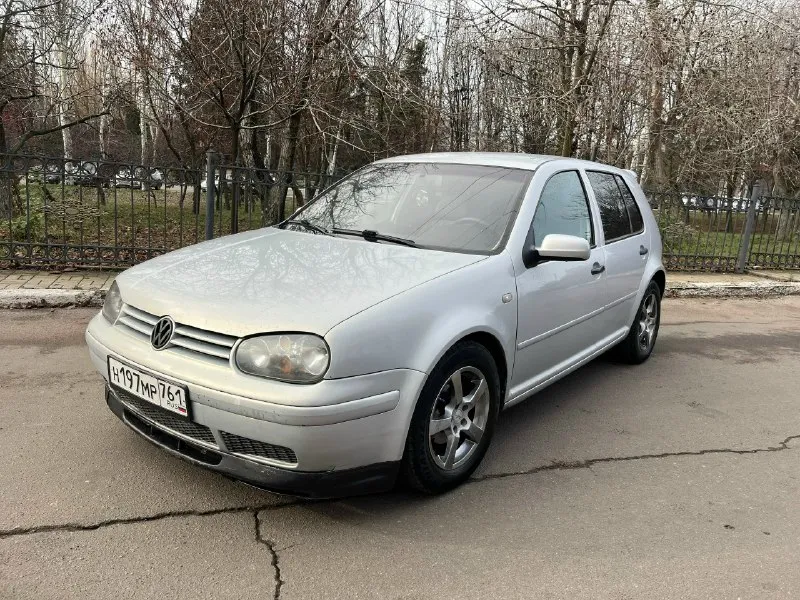 Продам volkswagen golf 4 1998 г. в двигатель 1.4 16 клапанный. кпп 5ст. с документами полный порядок... - фотография