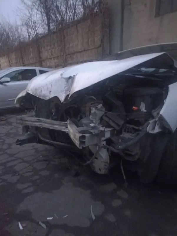 Продам ситроен с4, цена договорная, салон, коробка и двигатель в идеале все интересующие вопросы по... - фотография