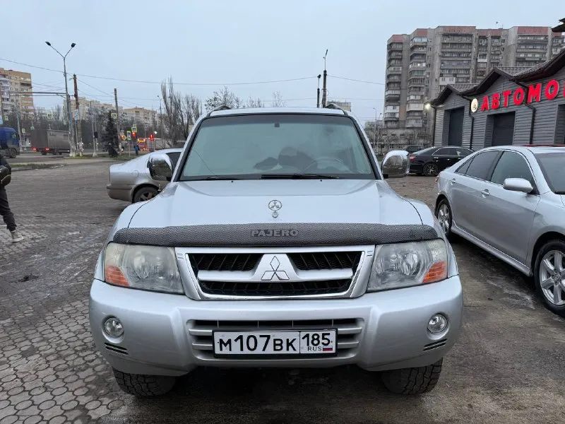 Продам mitsubishi pajero 2003 год выпуска 3.0 бензин газ вписанный 232000 км пробег 785 тыс руб +79495129783 📲 tg: александр 📞 звоните: +7(949)5129783 - фотография - 2