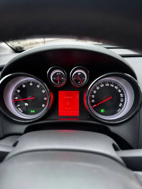 Opel astra j cosmo 1.6 at 2012 г. в авто в идеальном состоянии салон как в новом автомобиле одна владелеца 12 лет оригинальный пробег 140 т. км богатая комплектация подогревы сидений/руля/зеркал/форсунок омывателя двухзонный климат-контроль хорошая штатная музыка круиз-контроль комбинированный салон кожа/ткань электро ручник штатная амбиентная подсветка сделано то цена 870 т. рублей торг у капота звоните +79495082418 тг вотсап +79493811593 николай 📲 tg: @kloyastarlink 📞 звоните: +7(949)5082418 - фотография - 7