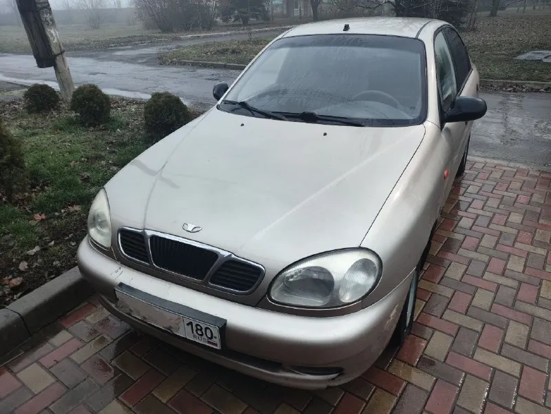 Продается daewoo sens 2004 год, кузов польский оцинкованный, не гнилой, зарегистрировано, новые диски, шины зима, хороший салон, на полном ходу, все стекла родные. документы в порядке. два ключа, сигнализация. покупалась как первый авто, поэтому есть небольшие нюансы. больше информации по телефону. телефон: +79498188818 📲 tg: @panzerkampfwagenvi 📞 звоните: +7(949)8188818 - фотография - 3
