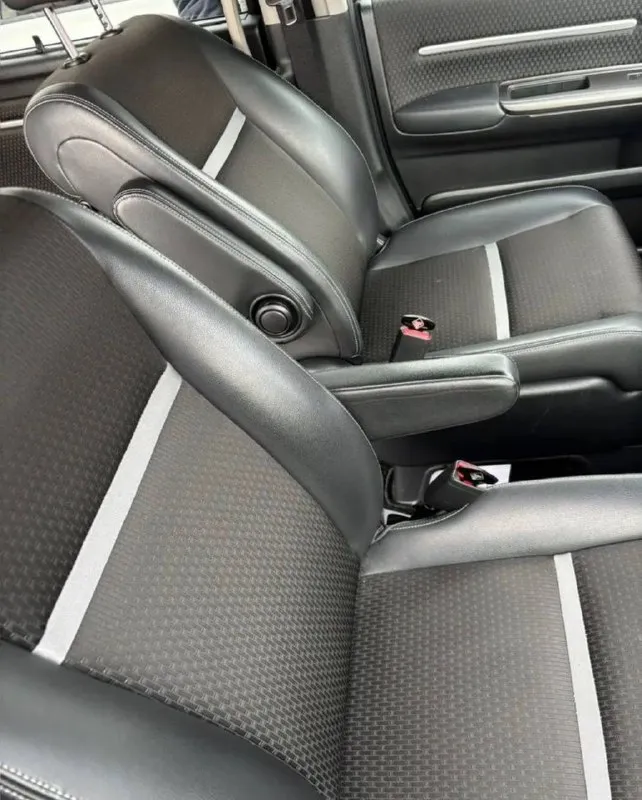 Продам honda stepwgn 1.5 cvt, 2021 39.445 2.600.000₽ ноябрь 2021 года авто в отличном состоянии без вложений, полностью обслужена, заменено масло в двс и кпп максимальная комплектация cool spirit двухзонный климат, подогревы, автоматические двери и тд вся в родной краске, полостью завод. ни одного крашенного элемента, любые проверки аукцион 4.5 балла вышлю по запросу пригнана в августе с пробегом в 33т. км вся передняя часть и зоны риска в броне пленке, заклеена сразу как пришла так же была нанесена керамика в 2 слоя. пару дней назад поставил новую резину продажа по ген доверенности переоформление в августе. торга нет ! с продажей не тороплюсь 8938 888 81 34 - фотография - 5