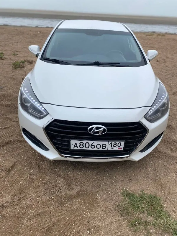 Hyundai i 40 2016 2.0 автомат 6 ст автомобиль в хоршем состоянии все исправно работает лкп и салон в порядке мотор коробка без нареканий по документам порядок будут вопросы звоните 830т +79498444328 г мариуполь - фотография - 2